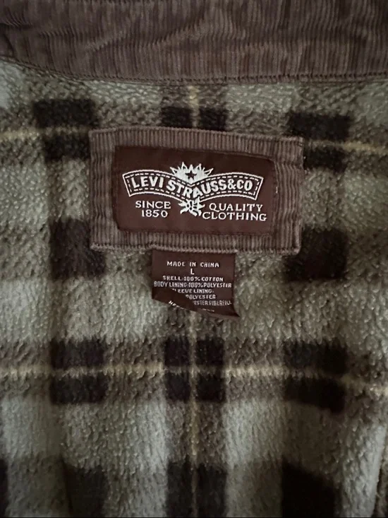 Vintage Levi's Brown Jacket with Cream Plaid Lining - Picture 2 of 3